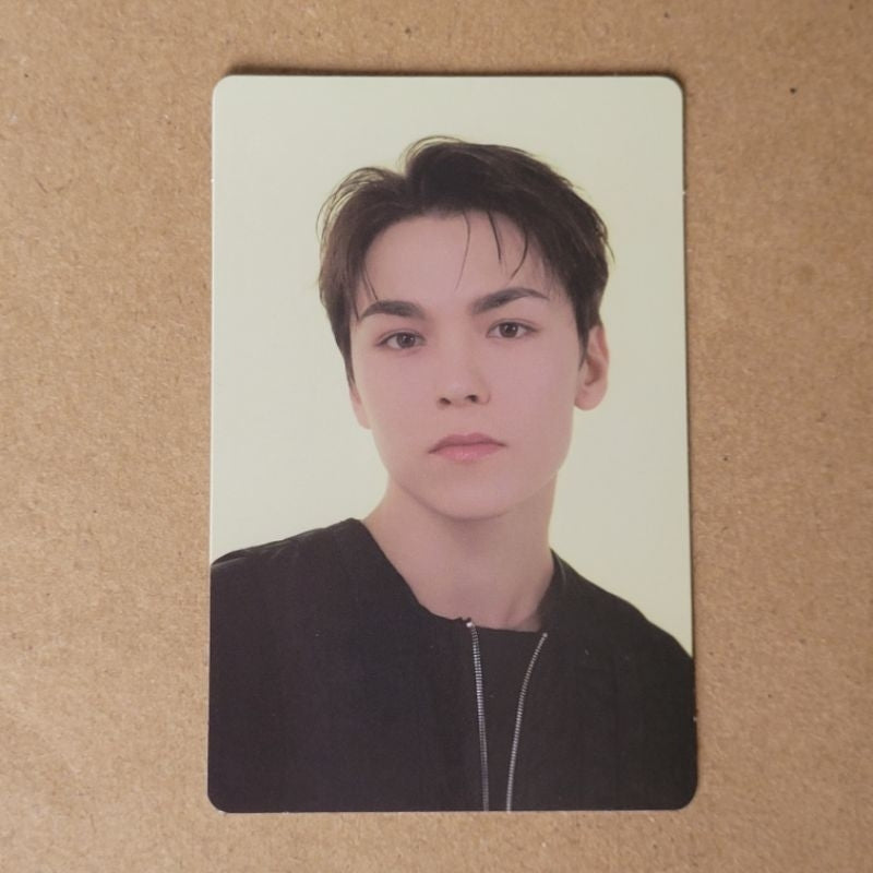 SEVENTEEN Tour: FOLLOW AGAIN Official Trading Cards