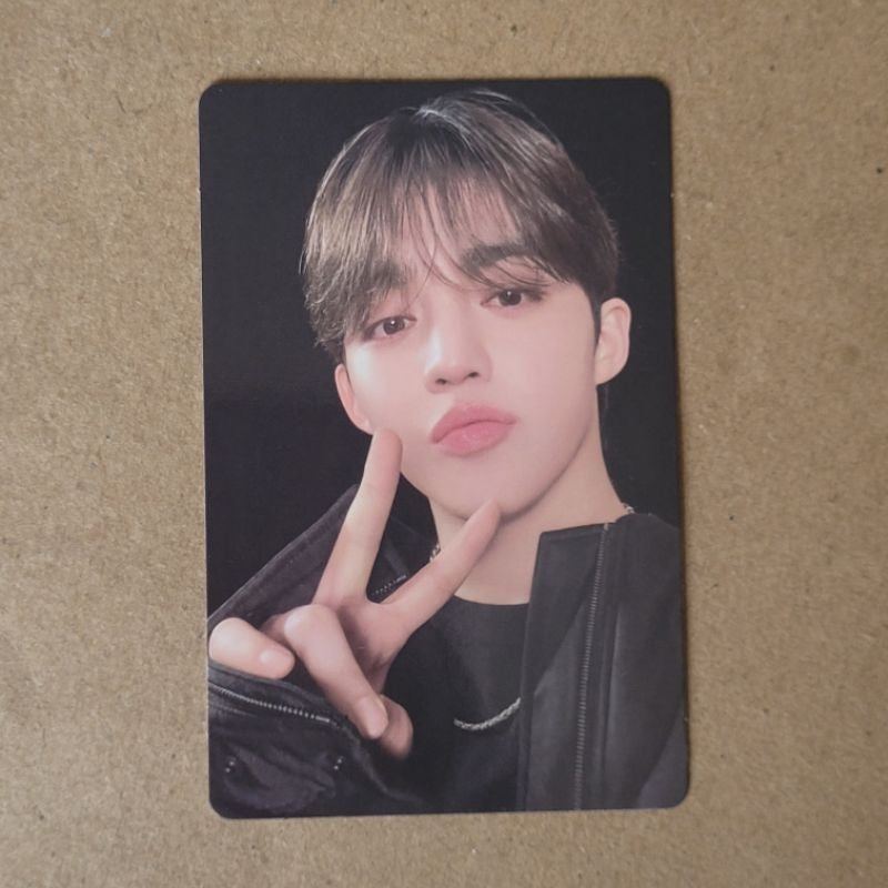 SEVENTEEN Tour: FOLLOW AGAIN Official Trading Cards