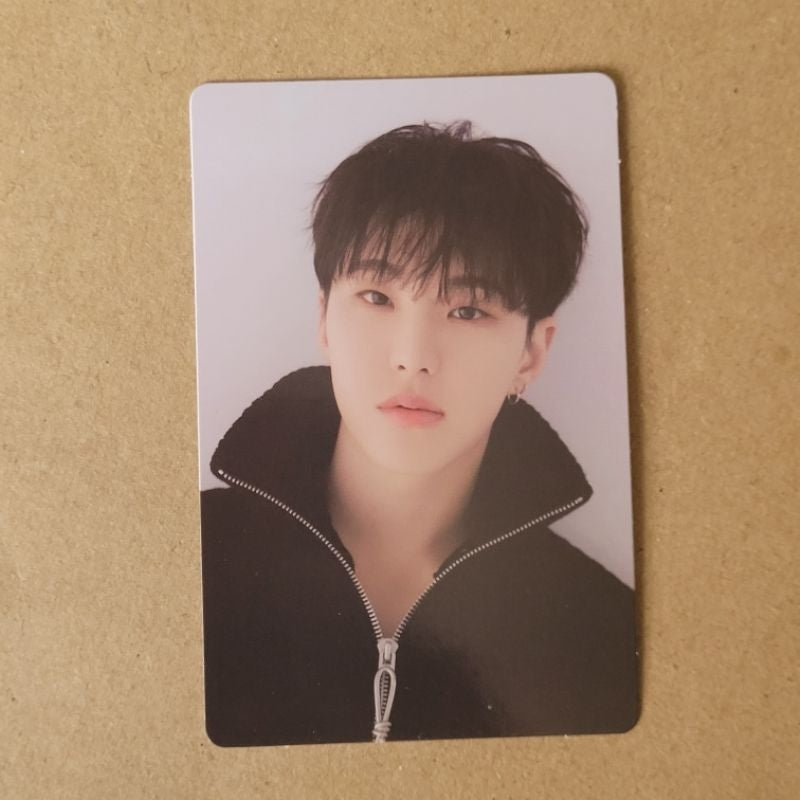 SEVENTEEN Tour: FOLLOW AGAIN Official Trading Cards