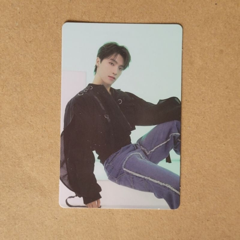 SEVENTEEN Tour: FOLLOW AGAIN Official Trading Cards