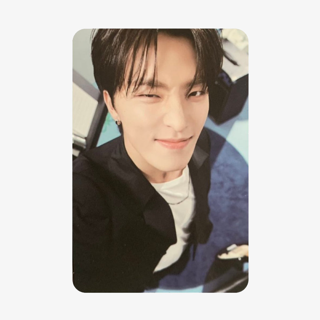 [WEVERSE GLOBAL] SEVENTEEN 17 IS RIGHT HERE Standard Version POB Photocards
