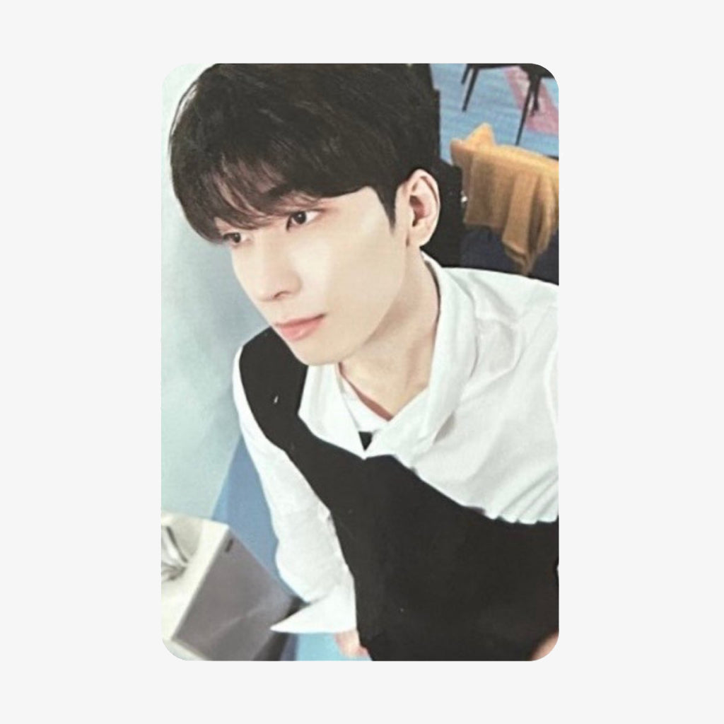 [WEVERSE GLOBAL] SEVENTEEN 17 IS RIGHT HERE Standard Version POB Photocards