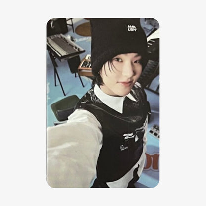 [WEVERSE GLOBAL] SEVENTEEN 17 IS RIGHT HERE Standard Version POB Photocards