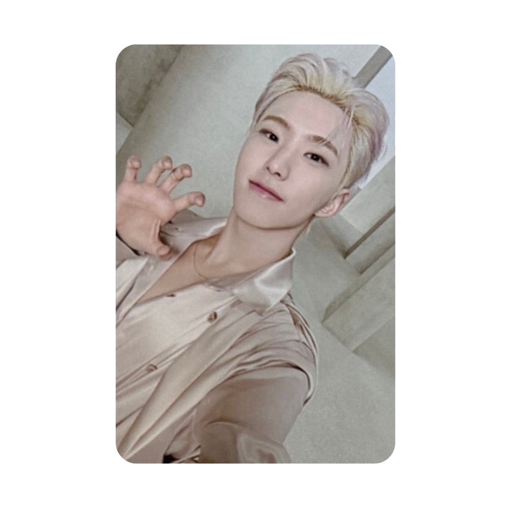 SEVENTEEN 'RIGHT HERE' World Tour in Goyang Zip-Up Hoodie Official Photocards