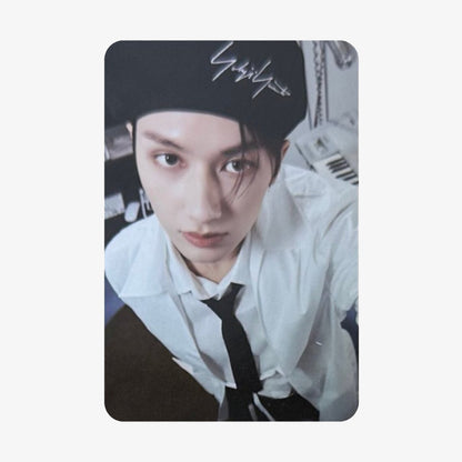 [WEVERSE GLOBAL] SEVENTEEN 17 IS RIGHT HERE Standard Version POB Photocards