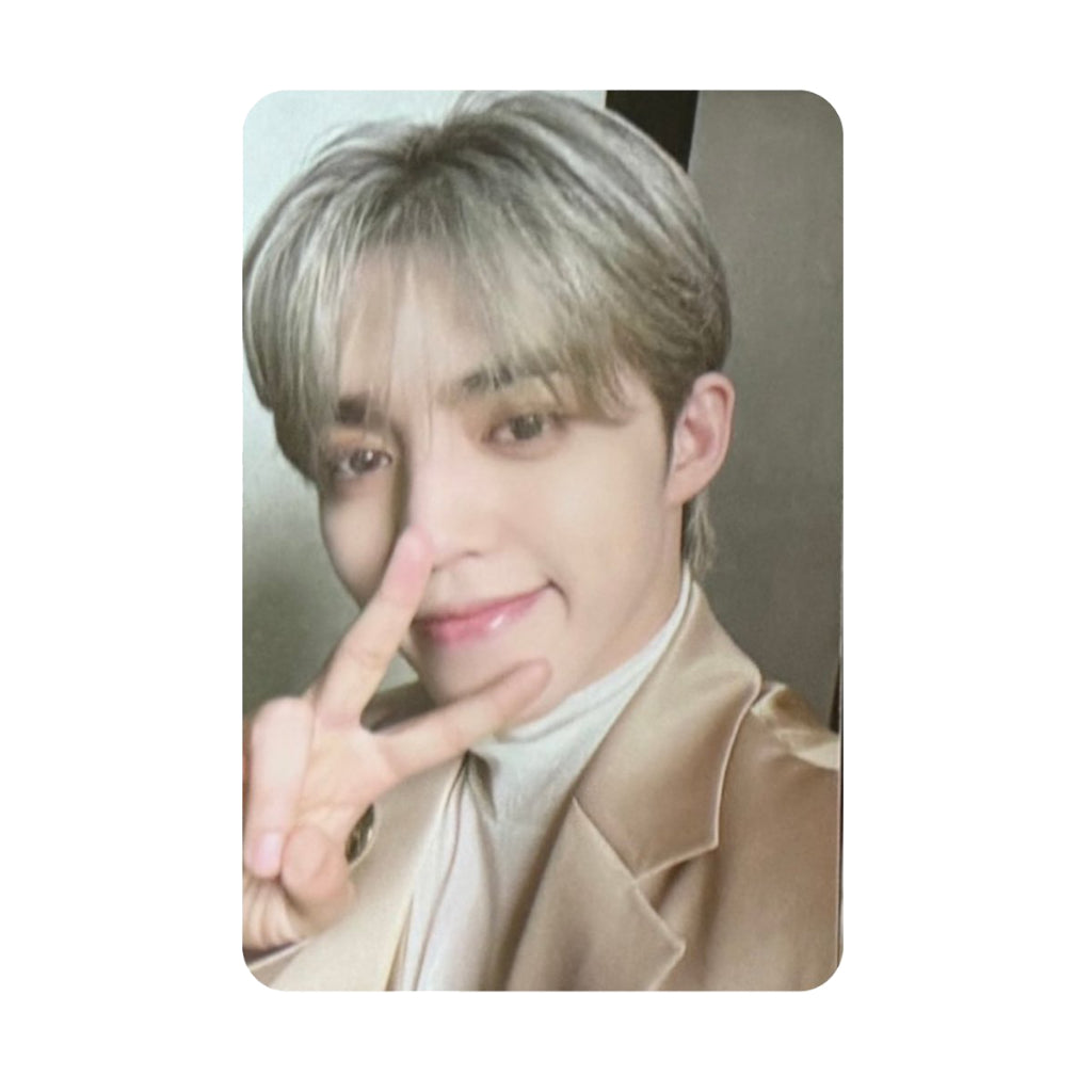 SEVENTEEN 'RIGHT HERE' World Tour in Goyang Zip-Up Hoodie Official Photocards