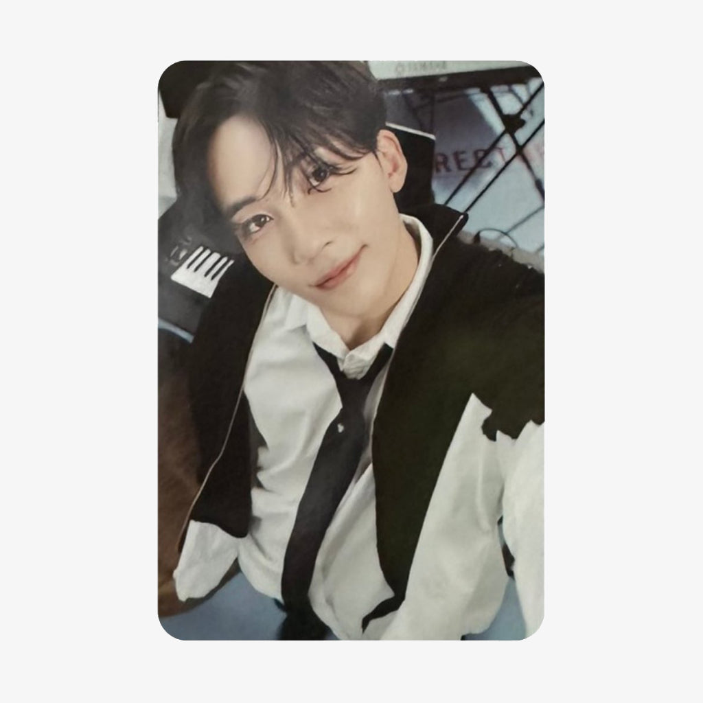 [WEVERSE GLOBAL] SEVENTEEN 17 IS RIGHT HERE Standard Version POB Photocards